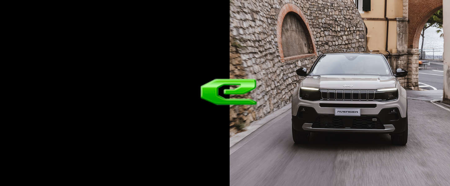 Гібрид Jeep Avenger, вигляд спереду